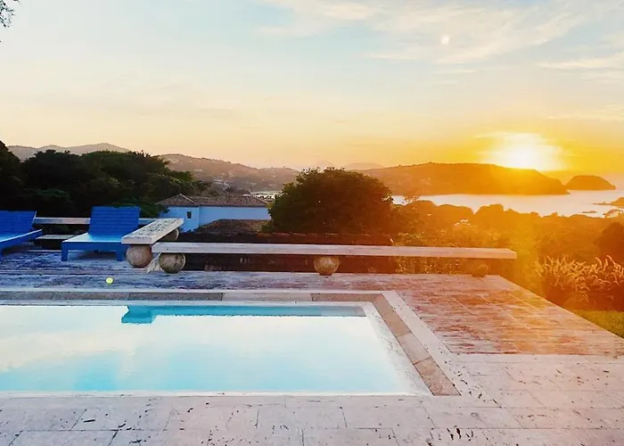 Villa Paraiso Retreat